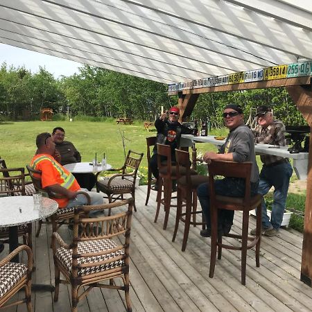 Six Mile River Resort Tagish Екстер'єр фото